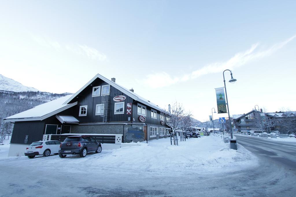 Hemsedal Cafe Skiers Lodge Bilik gambar